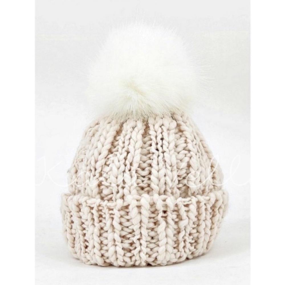 Ivory cable knit faux fur pom beanie